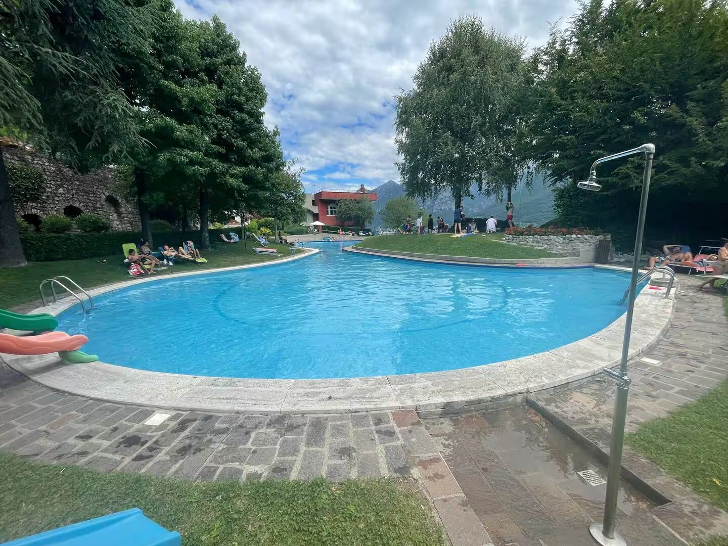 Pool lounger rental